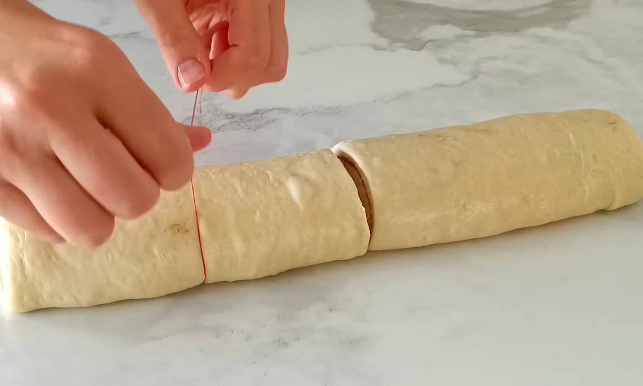 Легендарні булочки сінабони: легкий рецепт ніжної випічки